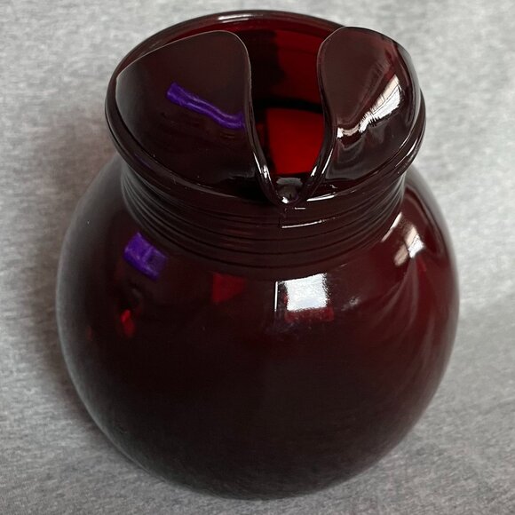 Anchor Hocking Royal Ruby Red Glass 6 Inch Ball Pitcher with Ice Lip - Picture 2 of 6